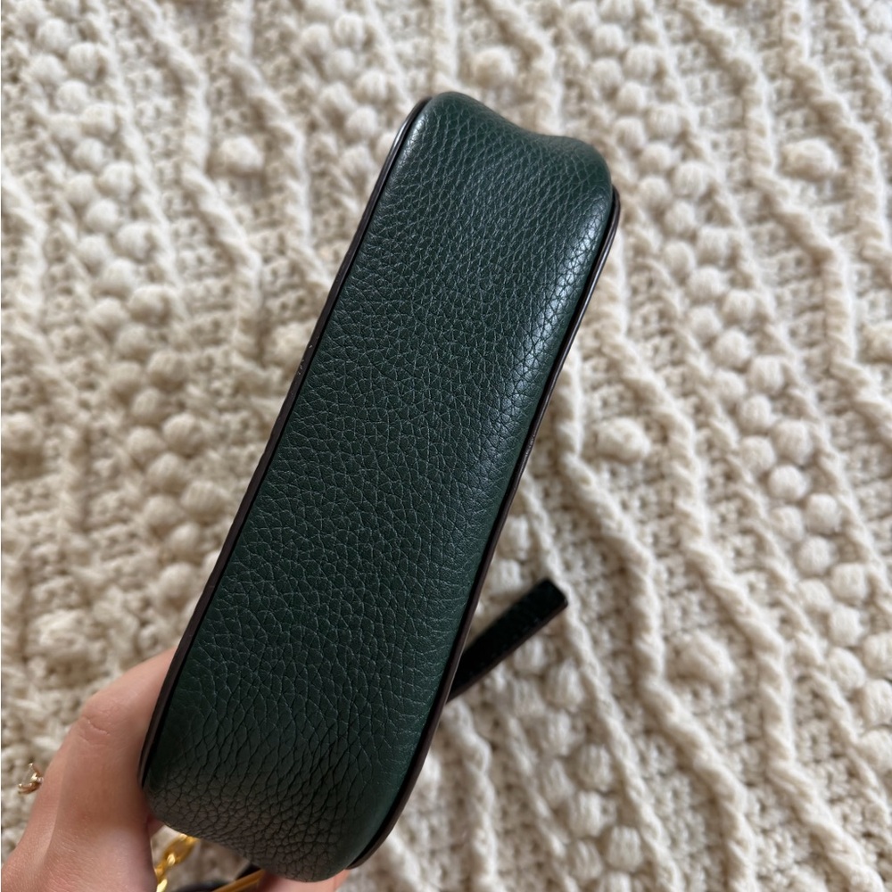 Tory Burch Forest Green Pebbled Leather Crossbody with Gold Hardware - Picture 3 of 4